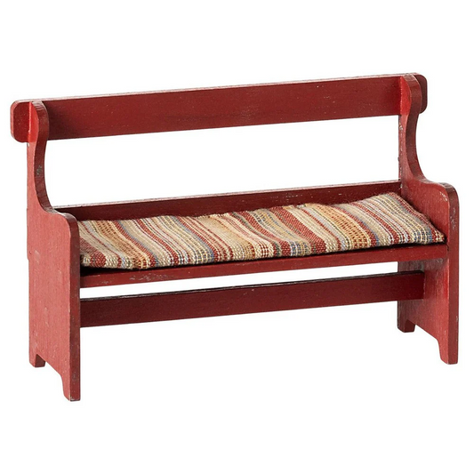 RED WOODEN BENCH FOR MOUSE