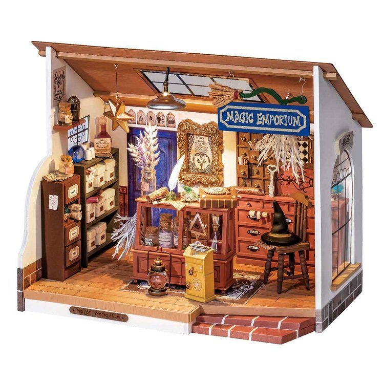 DIY MINIATURE CONSTRUCTION "KIKI'S MAGIC STORE"