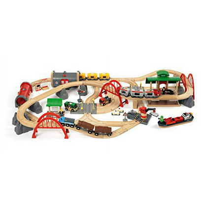 BRIO WORLD DELUXE TRAIN SET