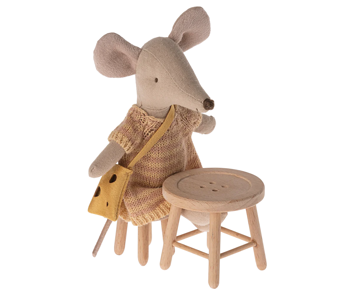 WOODEN TABLE AND STOOL FOR MOUSE