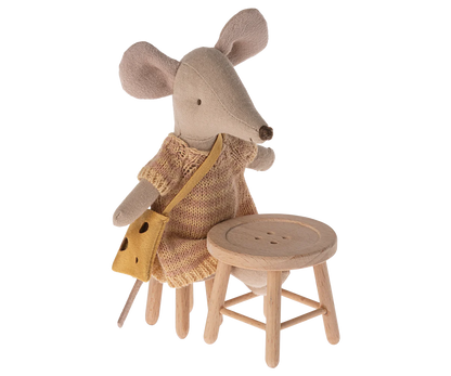 WOODEN TABLE AND STOOL FOR MOUSE
