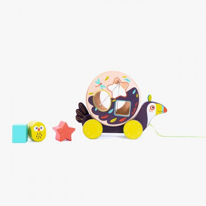 WOODEN PULL-AROUND SHAPE BOX "IN THE JUNGLE"