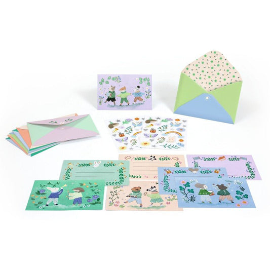 8 "ANIMAL FANFARE" INVITATIONS & STICKERS