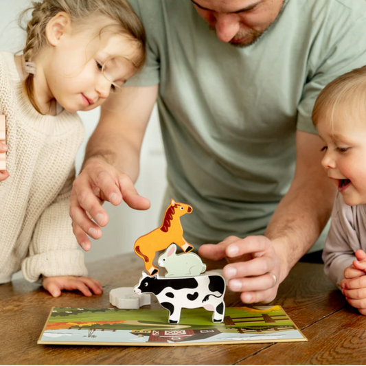 WOODEN FARM ANIMAL FIGURINE SET 