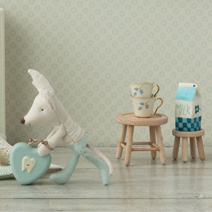 WOODEN TABLE AND STOOL FOR MOUSE