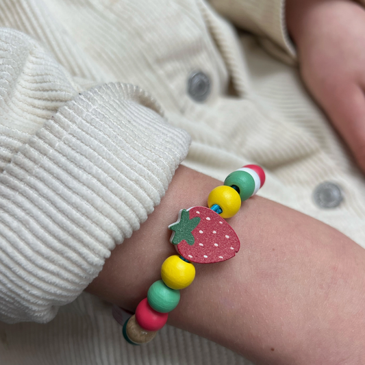 STRAWBERRY BRACELET BOX 