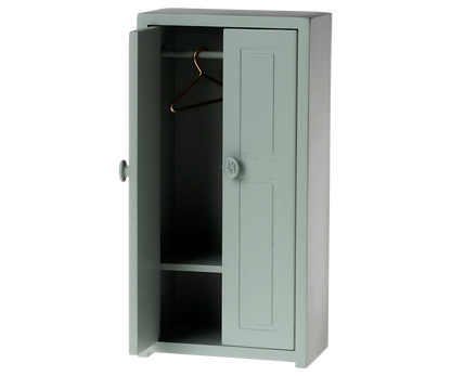 ARMOIRE EN BOIS BLEUE PÂLE, SOURIS