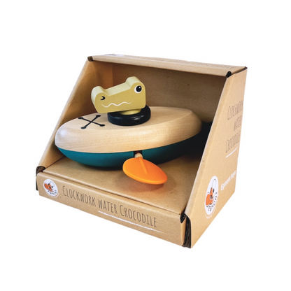 WOODEN SPRING BOAT WITH PELICAN FOR BATH