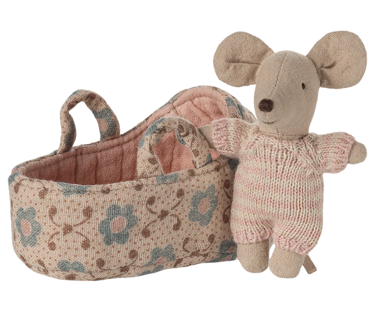 BABY MOUSE IN CARRY COT PINK