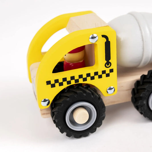WOODEN CIMENT MIXER TRUCK