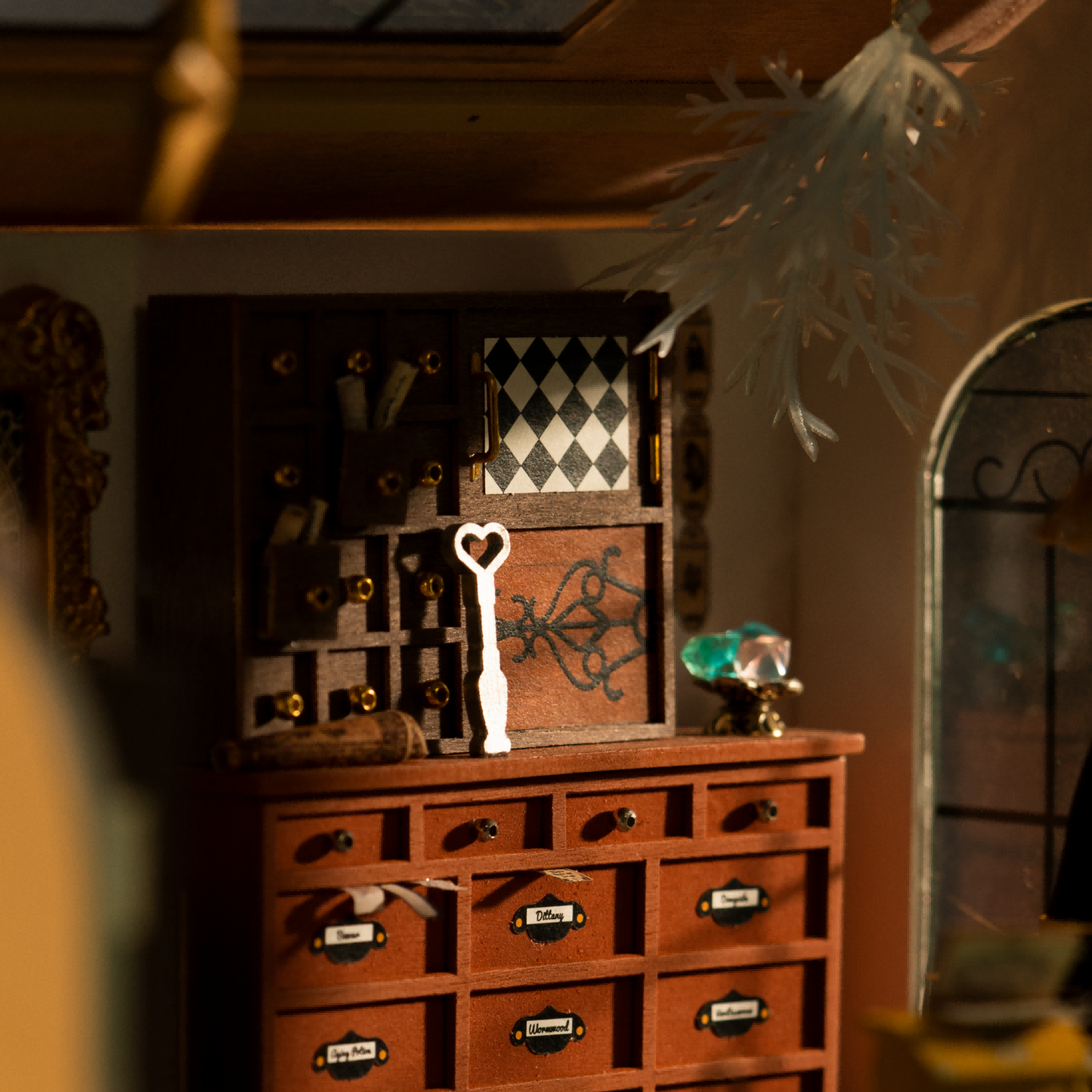 DIY MINIATURE CONSTRUCTION "KIKI'S MAGIC STORE"