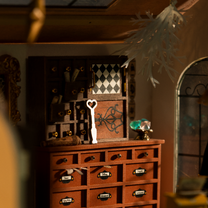 DIY MINIATURE CONSTRUCTION "KIKI'S MAGIC STORE"