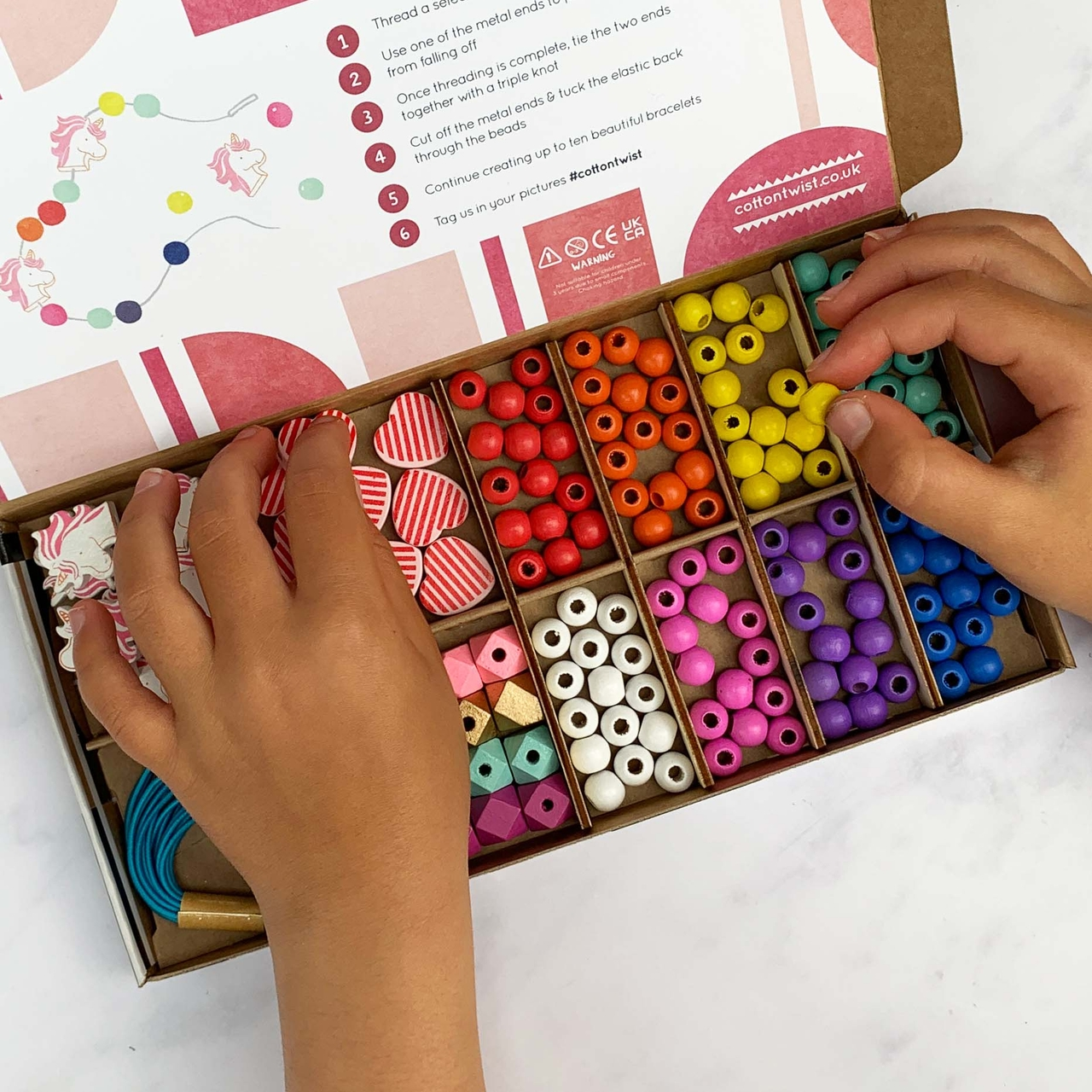 COFFRET 10 BRACELETS LICORNES ET COEUR