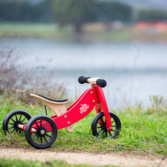 DRASIENNE EN BOIS TINY TOTS ROUGE CERISE