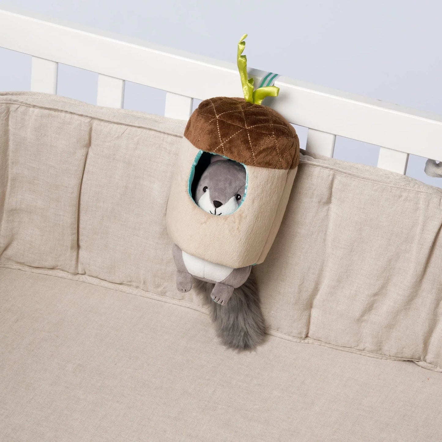 LULLABY SQUIRREL MUSICAL PULL TOY