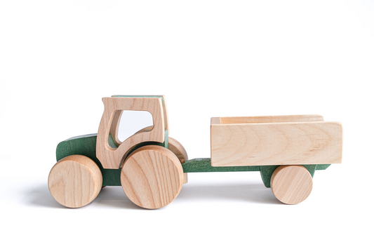 WOODEN TRACTOR AND TRAILER 