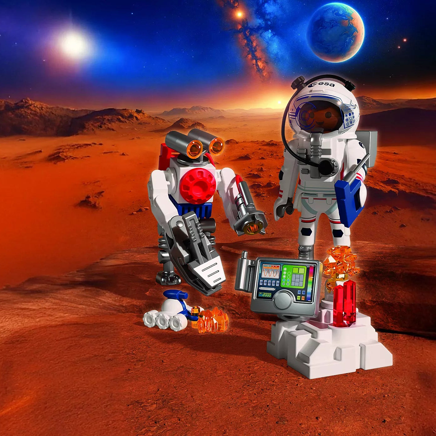 ASTRONAUT FIGURINE WITH ROBOT