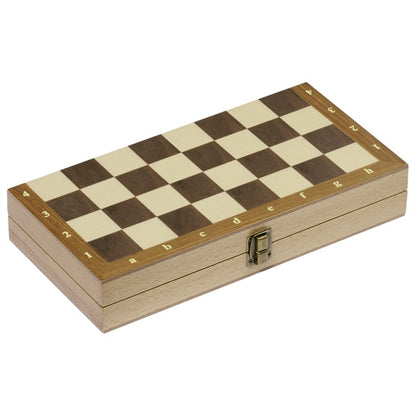 CHESS SET IN A WOODEN BOX