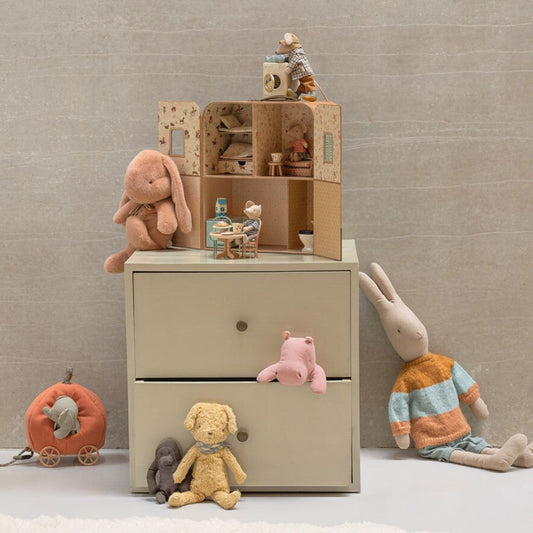 "SUITCASA" MOUSE SUITCASE HOUSE