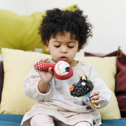 MARACAS LOULOUP AND RED RIDING HOOD