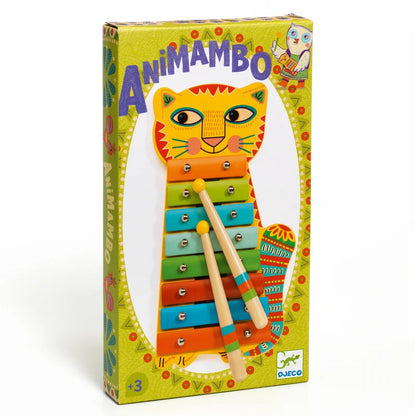 Boîte d'emballage du métallophone chat Animambo de Djeco pour enfants dès 3 ans, instrument de musique d'éveil coloré avec lames en métal.