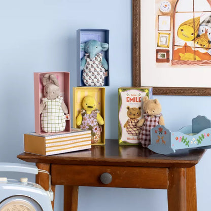 BABY PABLO "THE MINOUCHKAS"