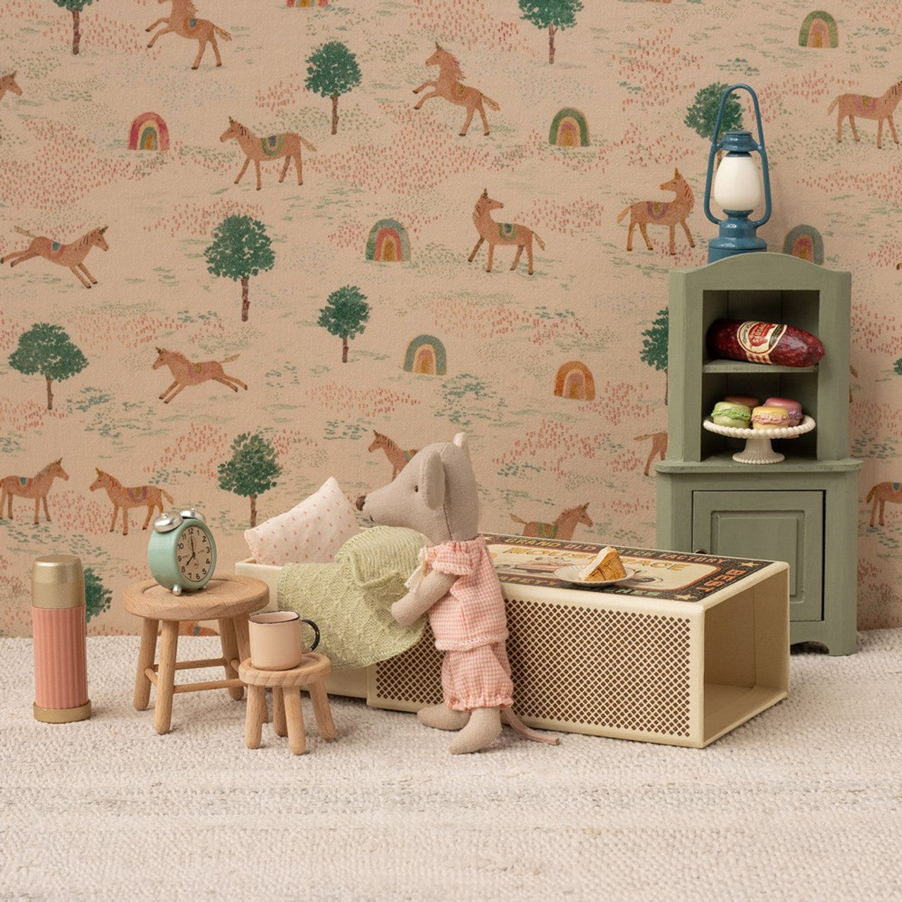 MOUSE LITTLE SISTER IN MATCHBOX