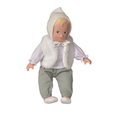Poupée à habiller Léa Egmont Toys avec vêtements amovibles, bonnet tricot et gilet doux pour enfant.