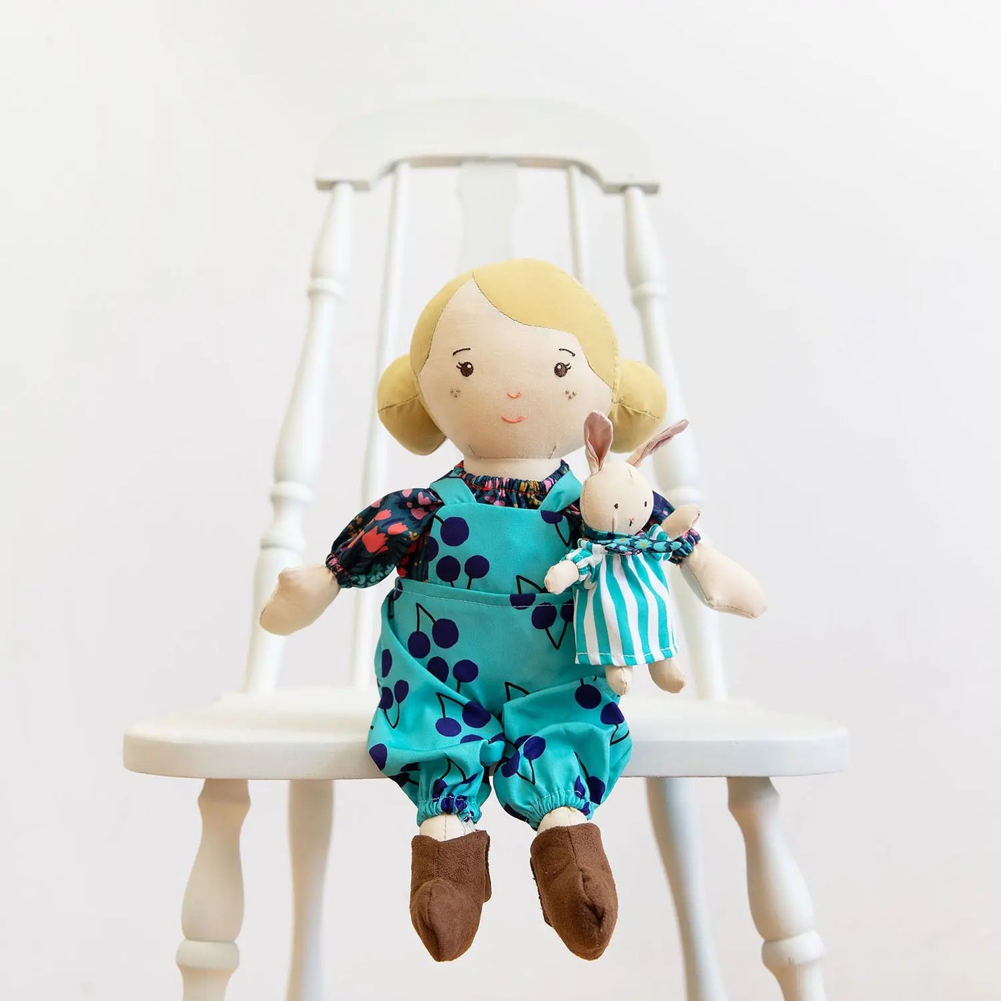 POUPÉE EN PELUCHE OLLIE AVEC LAPIN "PLAYDATE FRIENDS"
