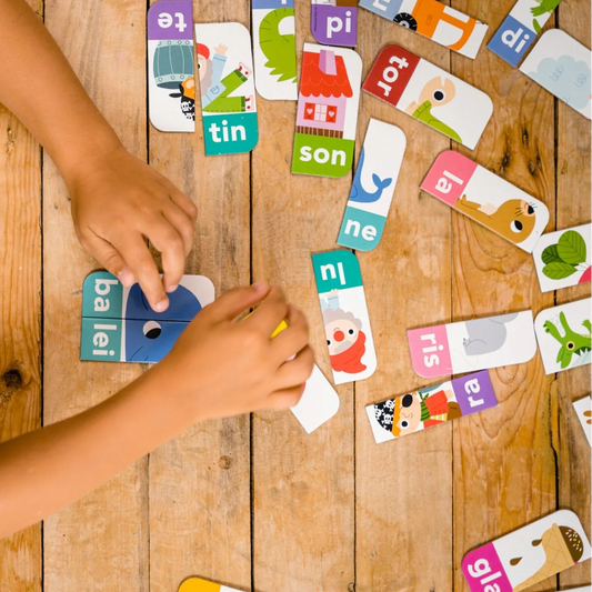 PREMIÈRES LECTURES "LA PETITE ÉCOLE"