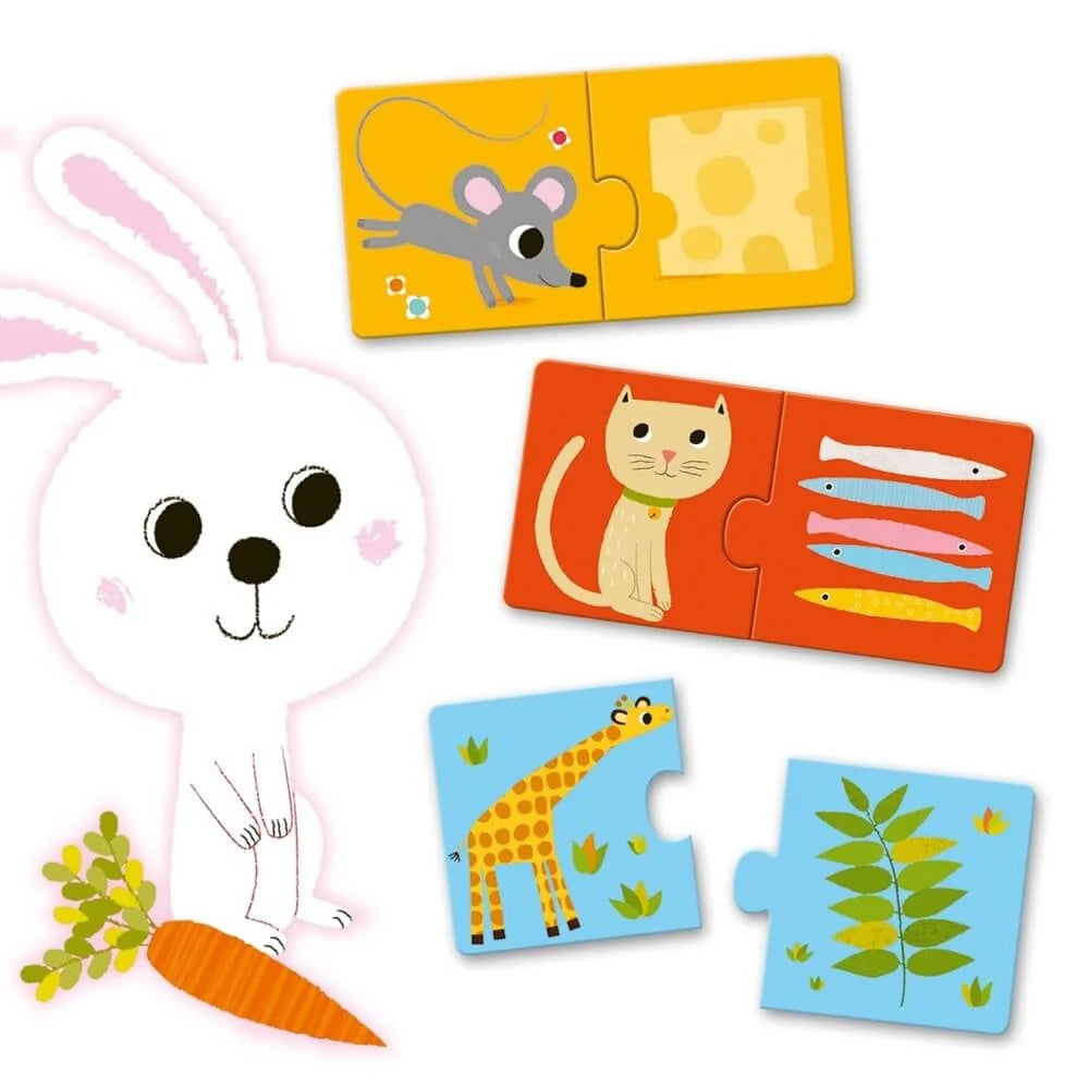 Détail des pièces de puzzle premier âge Djeco associant le chat aux poissons, la souris au fromage et la girafe aux feuilles.