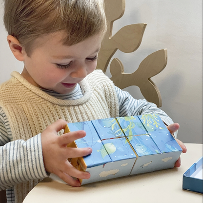 "INFINITY CUBE" THE SEA