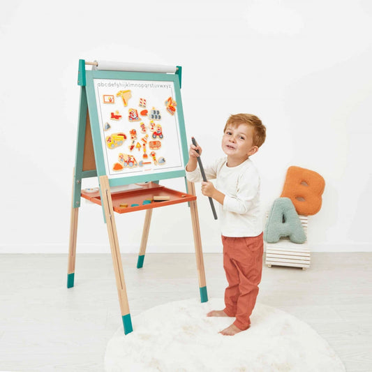 ADJUSTABLE WOODEN MAGNETIC BOARD