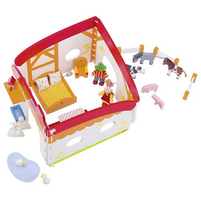 WOODEN DOLLHOUSE ON THE FARM